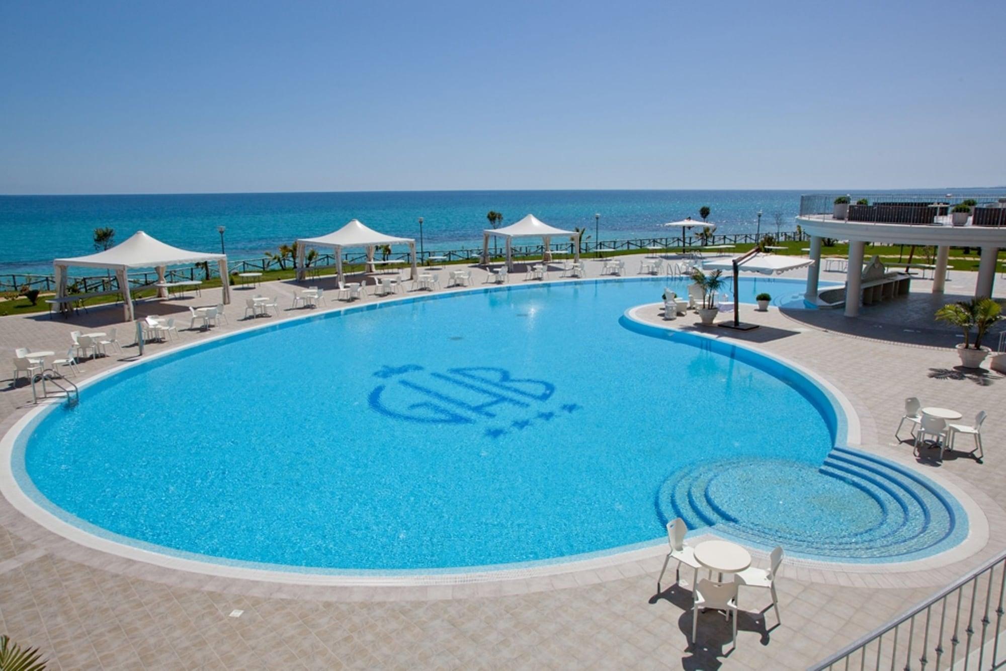 Grand Hotel Balestrieri Torre Melissa Exteriör bild