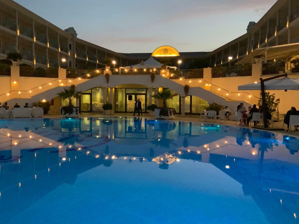 Grand Hotel Balestrieri Torre Melissa Exteriör bild