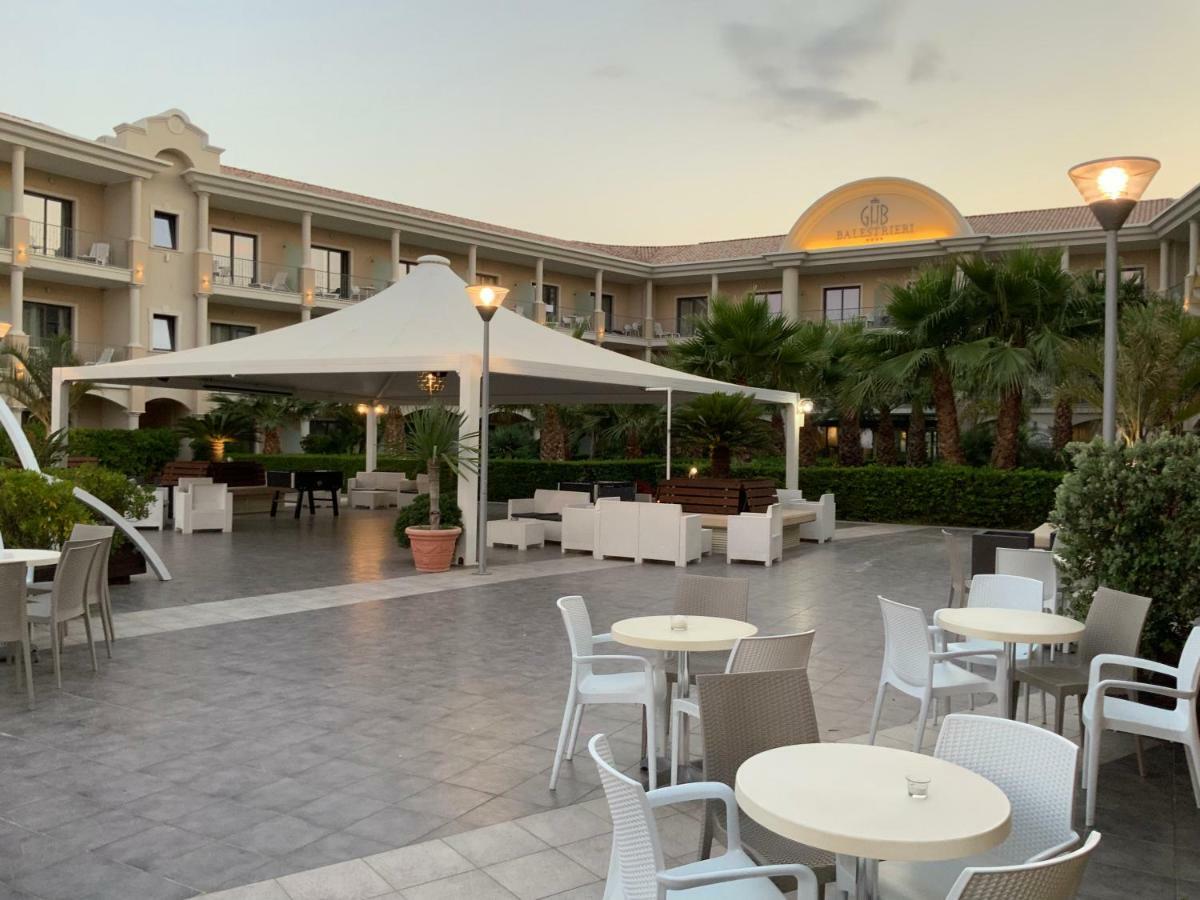 Grand Hotel Balestrieri Torre Melissa Exteriör bild