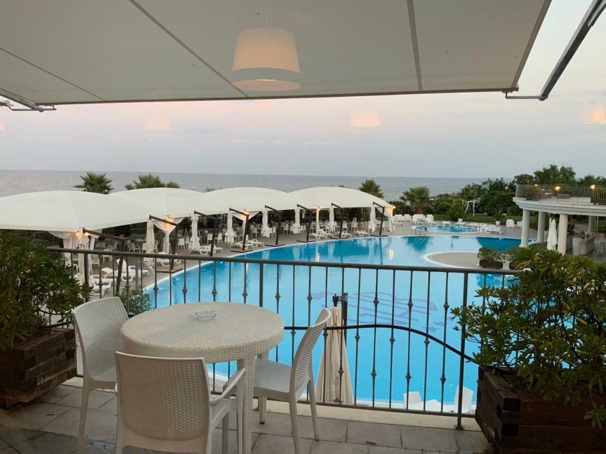 Grand Hotel Balestrieri Torre Melissa Exteriör bild